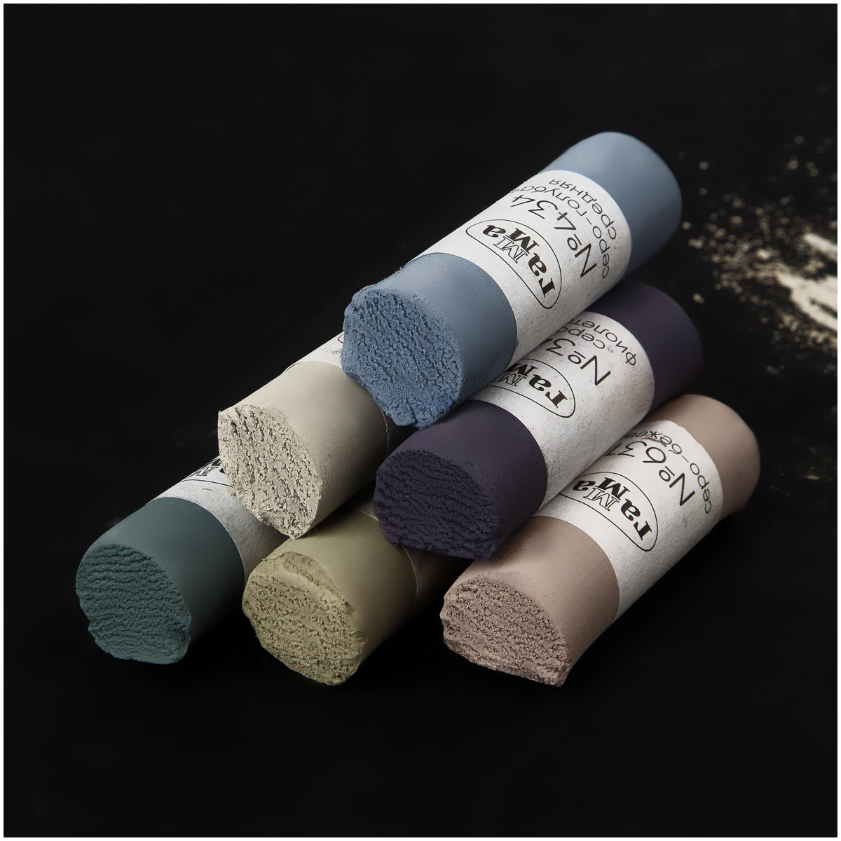 Пастель сухая круглая ГАММА №452 голубая средняя